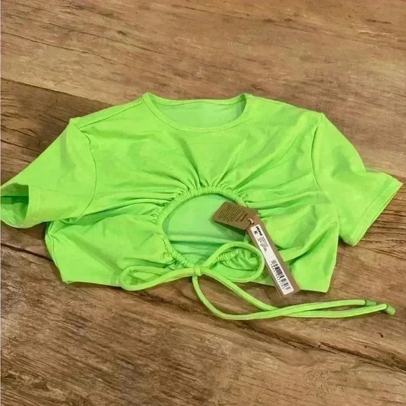 SKIMS Recycled Swim Ruched Crop Top ~ Limited Edition ~ Neon Green ~ XXS ~ NWT! - Picture 3 of 4